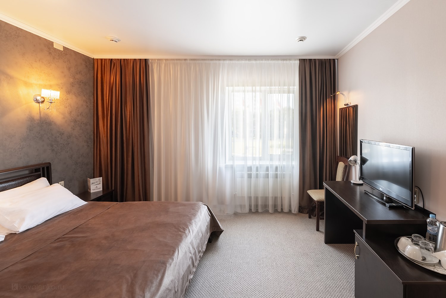 "Бизнес" 4 звезды в Арт-Холл