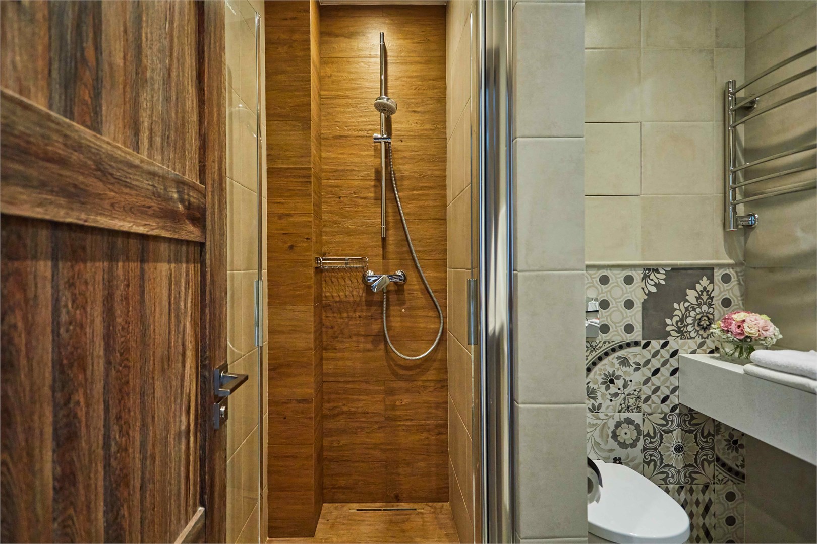 Адзапш: Отель 7 кипарисов