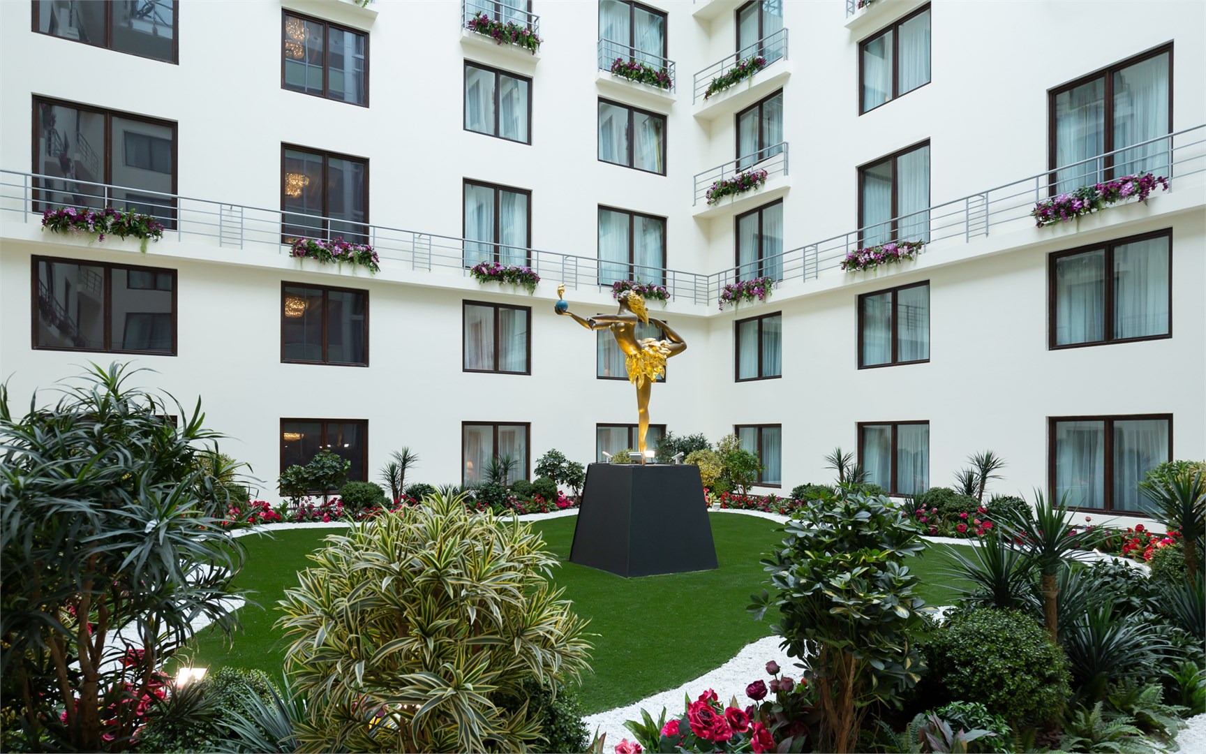 Представительский люкс в The Carlton, Moscow