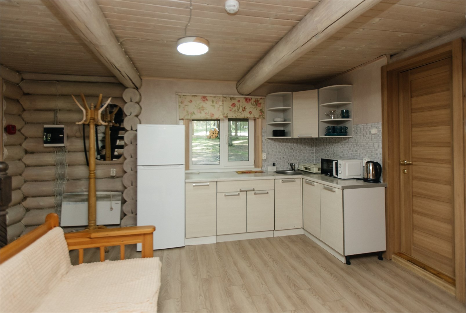 Рубленный дом на 9 человек в Берендеево царство