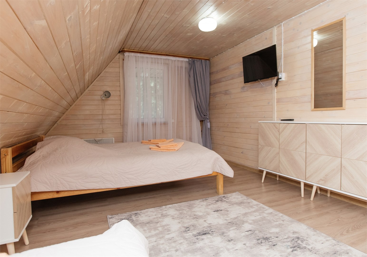 Рубленный дом на 9 человек в Берендеево царство