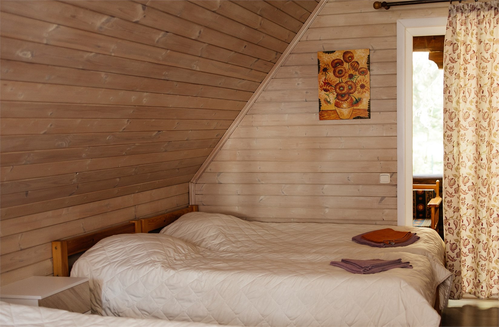 Дальняя заимка-1/2 рубленного деревянного дома в Берендеево царство