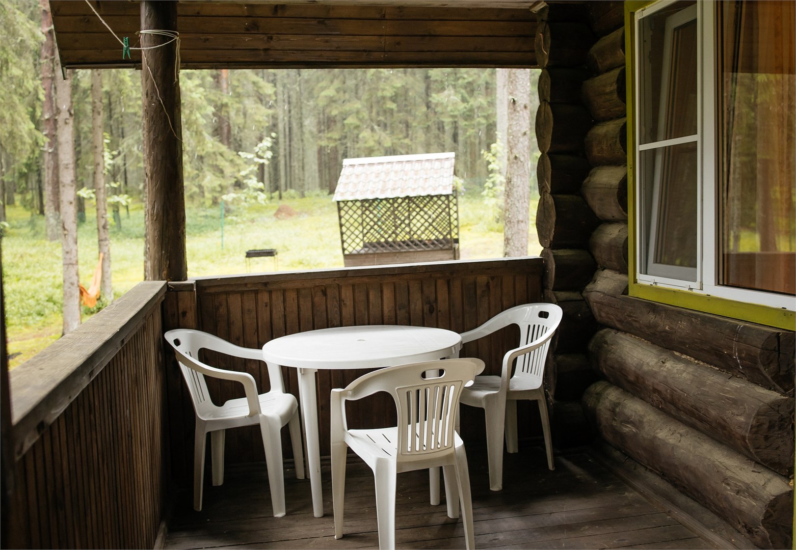 Ближняя изба -1/2 рубленного деревянного дома на 4 человек в Берендеево царство