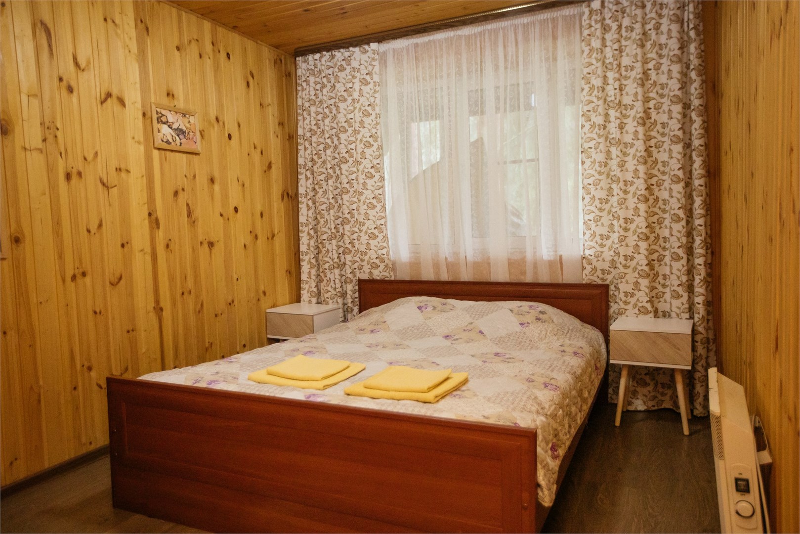 Ближняя изба -1/2 рубленного деревянного дома на 4 человек в Берендеево царство