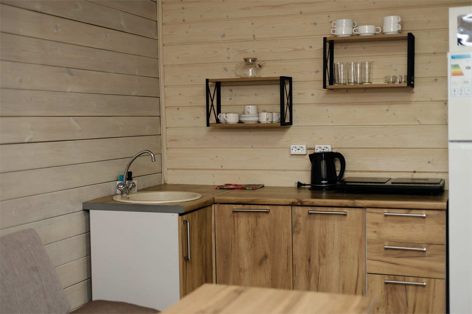 Добрая  изба-1/2 рубленного деревянного дома на 4 человек в Берендеево царство