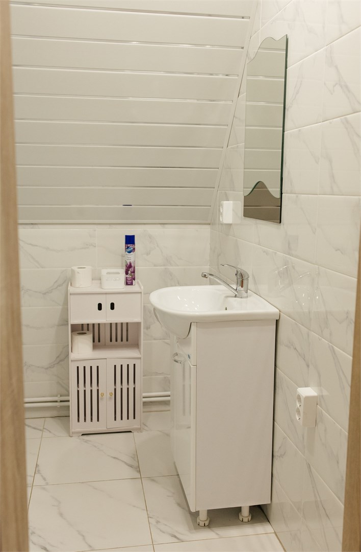 Добрая  изба-1/2 рубленного деревянного дома на 4 человек в Берендеево царство