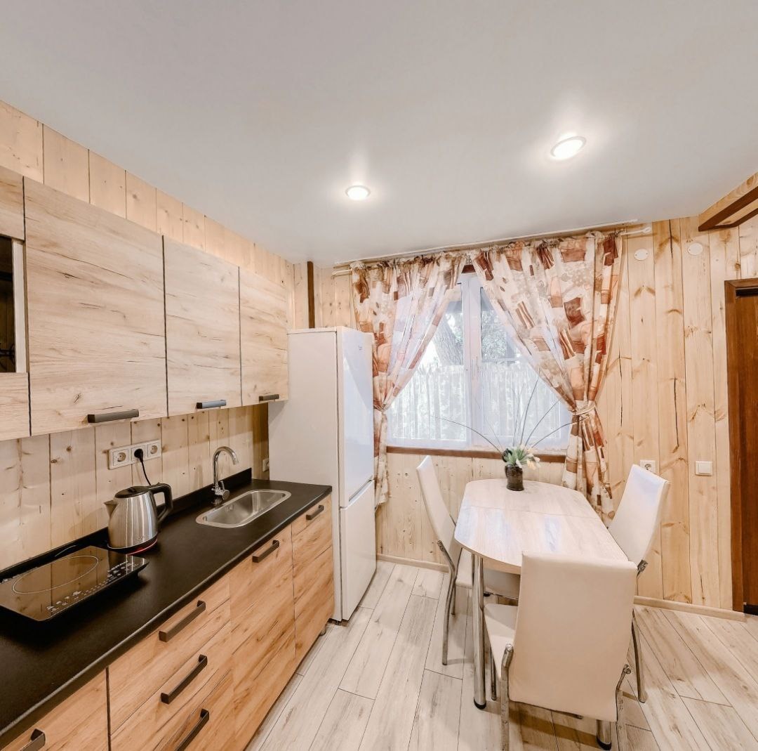 Дом семейный,  2-х комнатный с кухней в Эко-фазенда