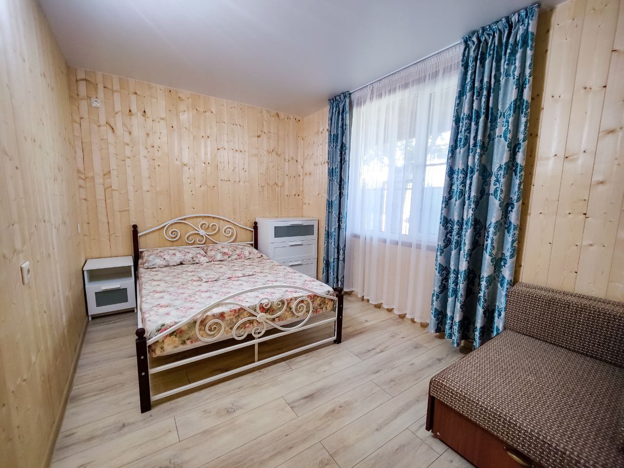 Дом семейный с кухней,  3-х комнатный. в Эко-фазенда