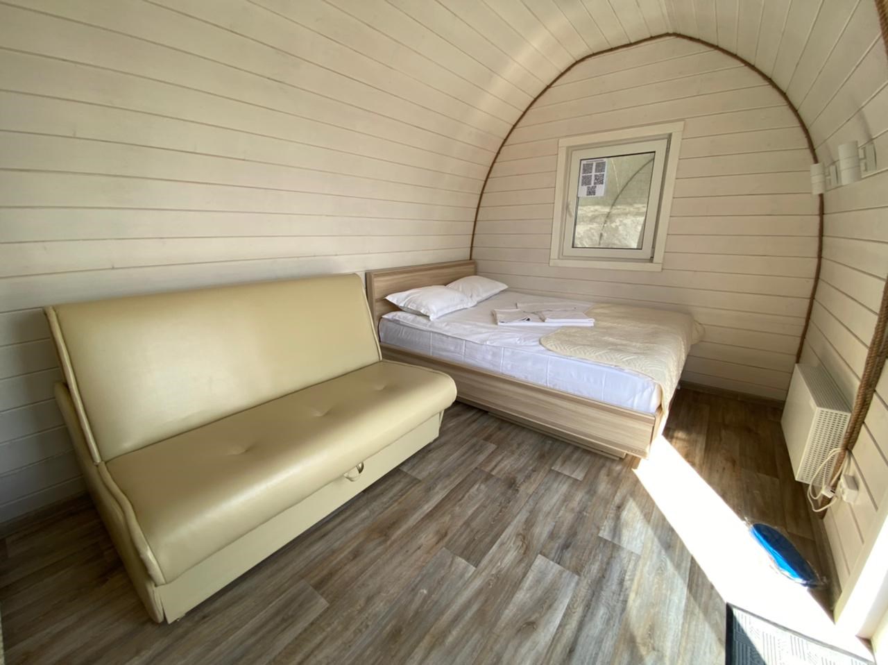 Глэмпинг люкс у бассейна в Набережная №1