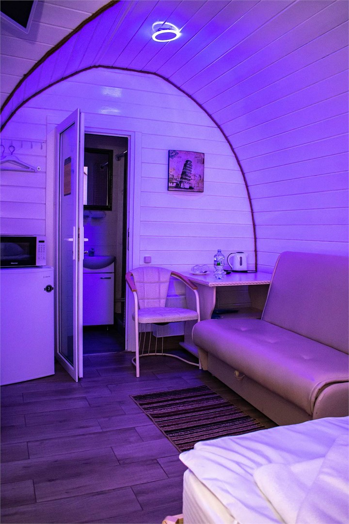 Глэмпинг люкс у бассейна в Набережная №1