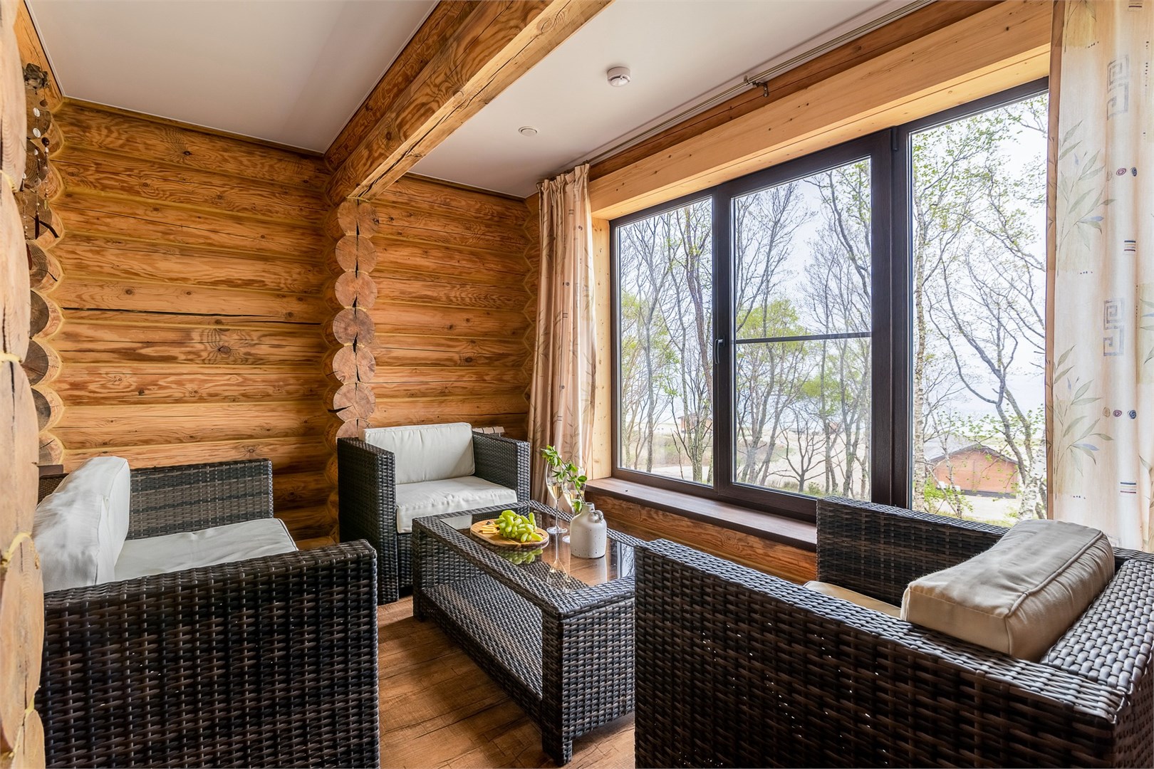 Коттедж 5ти-комнатный в Бухта Петрова