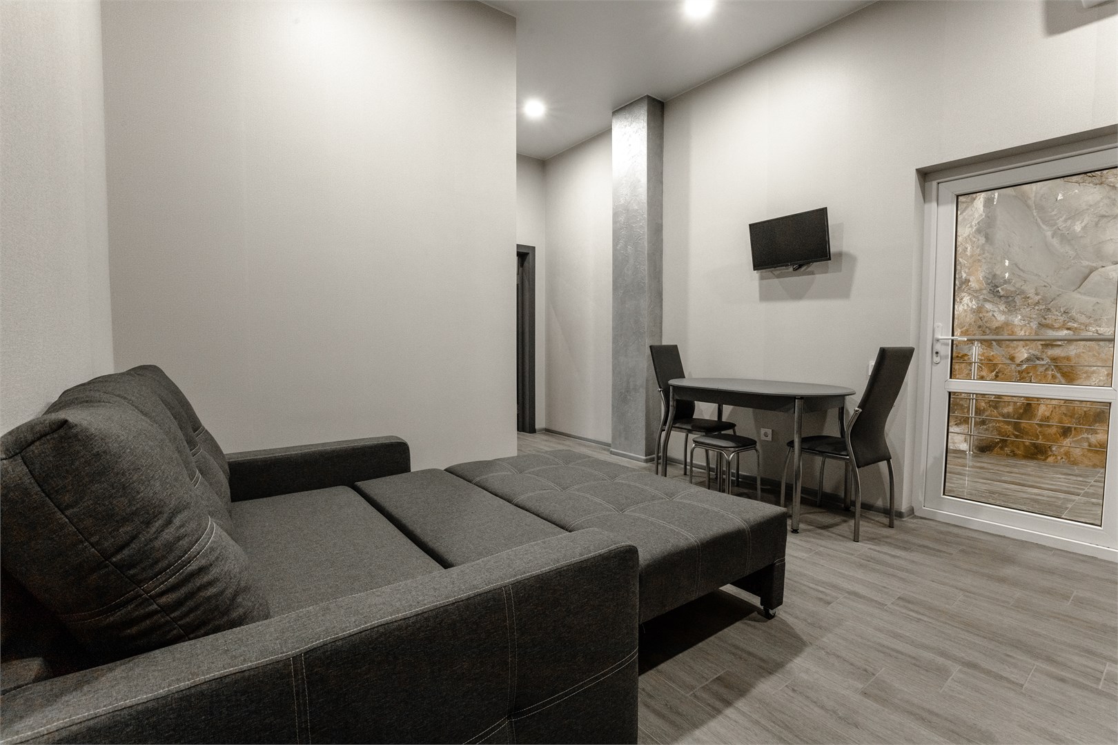 Апартаменты 36м² с террасой одна спальня в Золотой берег