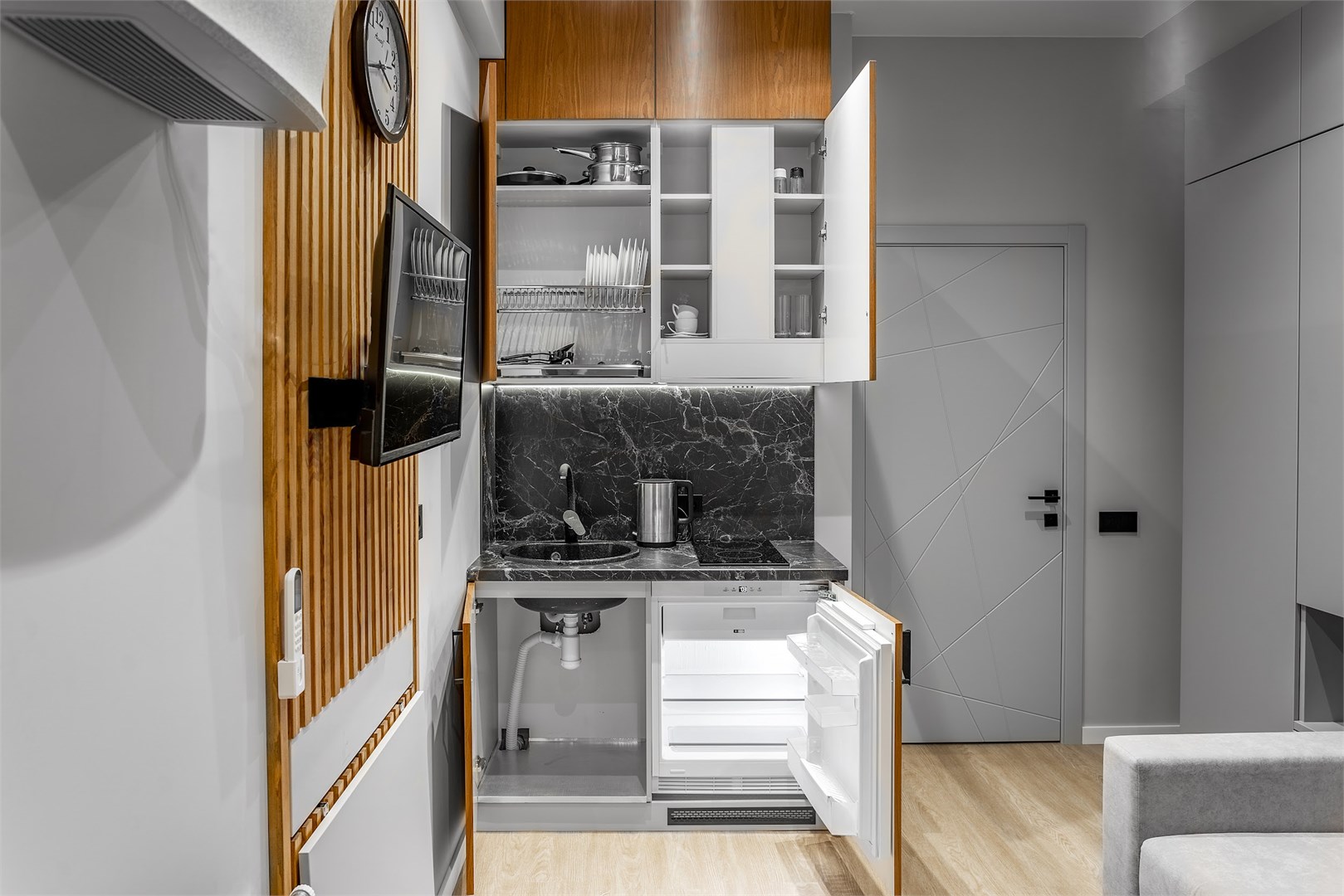 Апартамент "Выгодный" (без окна) в Пушкин НеоЛит