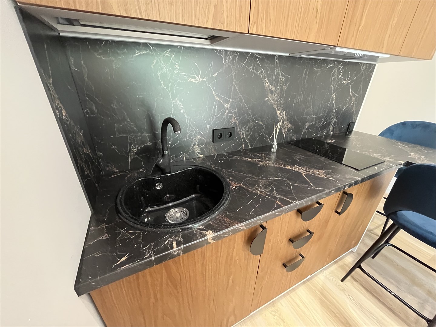 Апартамент делюкс с балконом в Пушкин НеоЛит