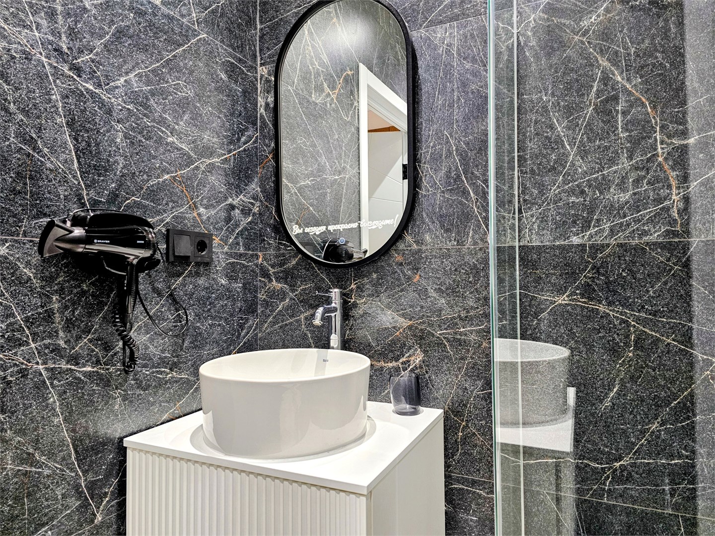 Апартамент делюкс с балконом в Пушкин НеоЛит