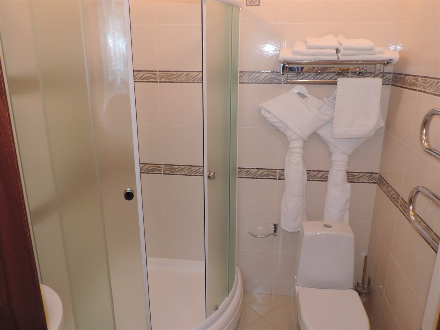 Полулюкс в Театральный