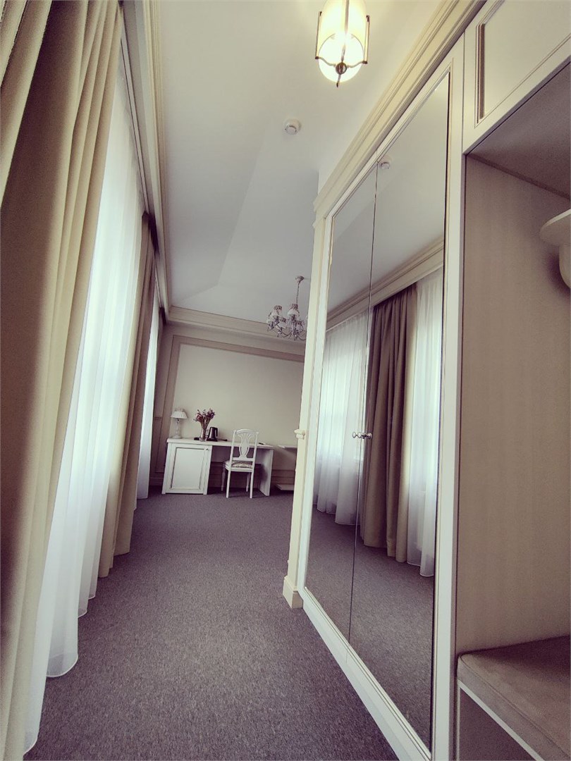 «Джуниор сюит» «Улучшенный» в Аксай