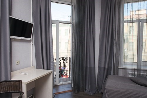 Студия с балконом в Атмосфера