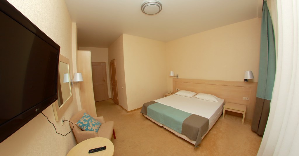 Luxe/Люкс (Бизнес) двухместный двухкомнатный, 1 Корпус в Теплое море