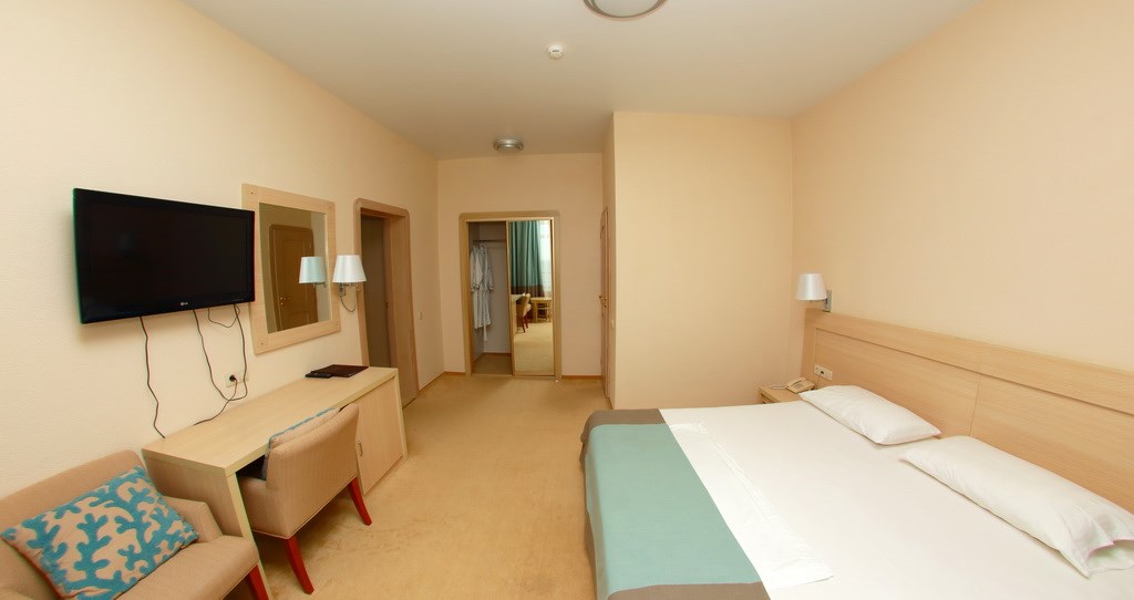 Apartment/Апартамент (Семейный) 4-х местный 3-х комнатный, 1 Корпус в Теплое море