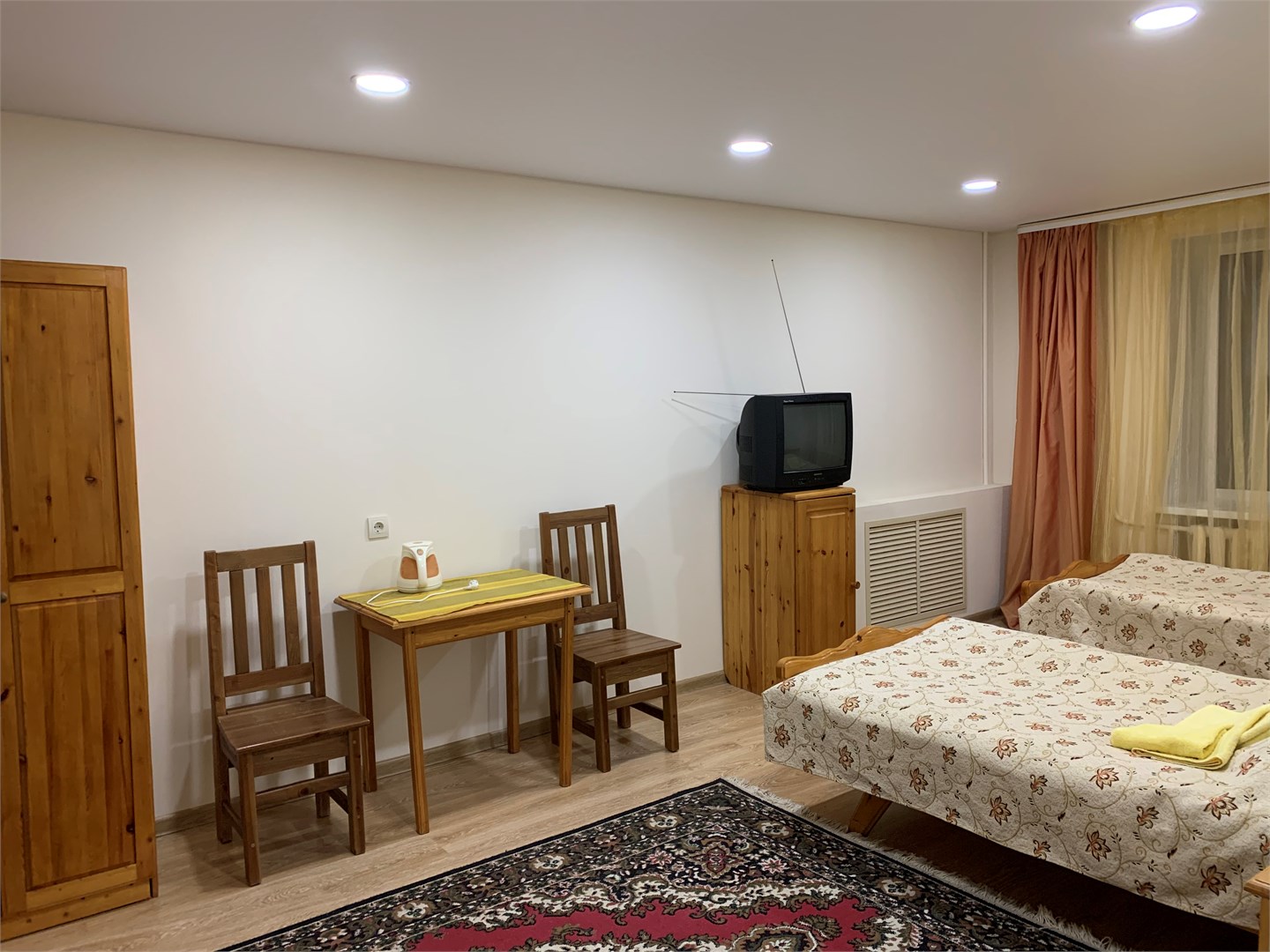 Однокомнатный двухместный 2 кат. в Маршал