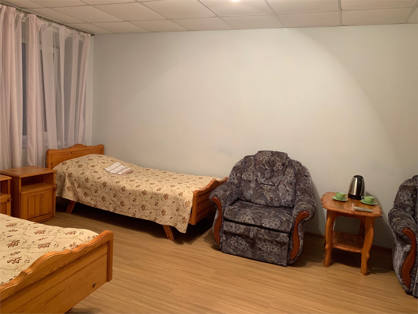 Однокомнатный двухместный 2 кат. в Маршал