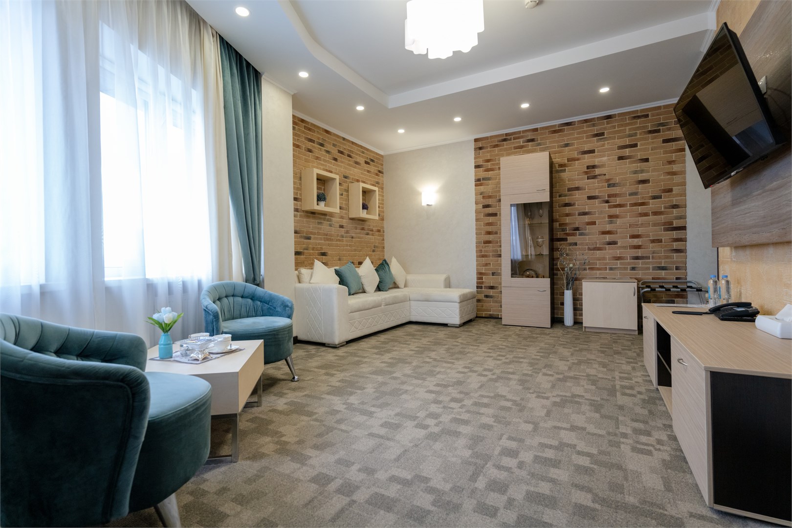 Люкс 2 категории в Айсберг премиум