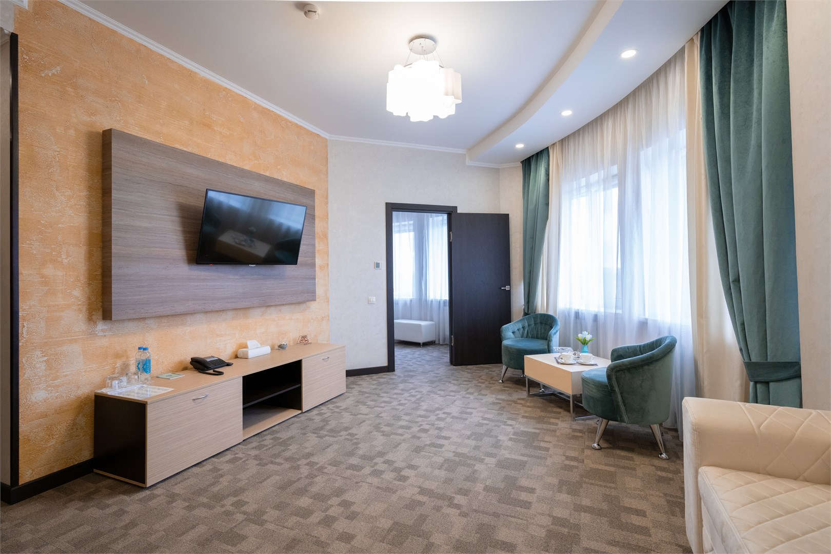 Люкс 2 категории в Айсберг премиум