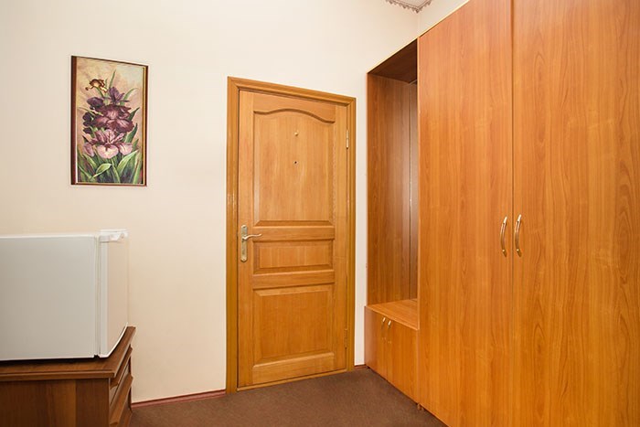 Стандарт семейный 2-комнатный (8 корпус) в Октябрьский