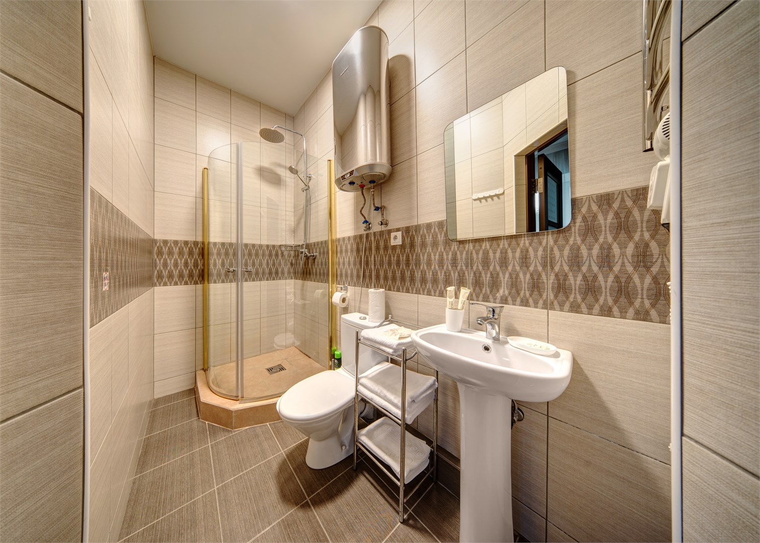 Полулюкс в Павлова поляна