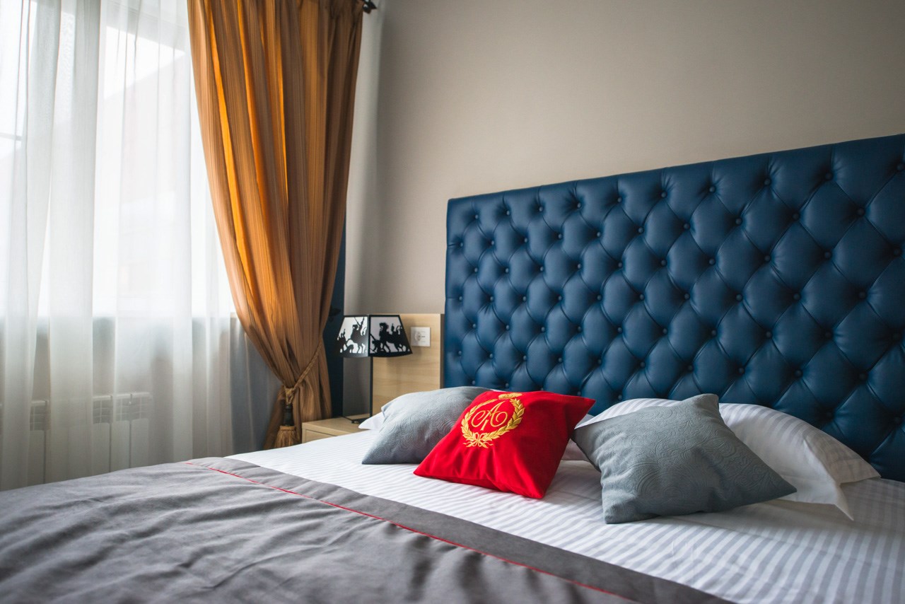 ПОЛУЛЮКС в Кутузов