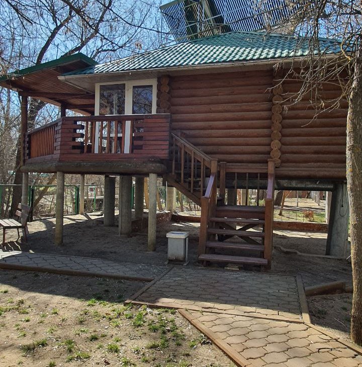 Коттедж № 4 в Дон