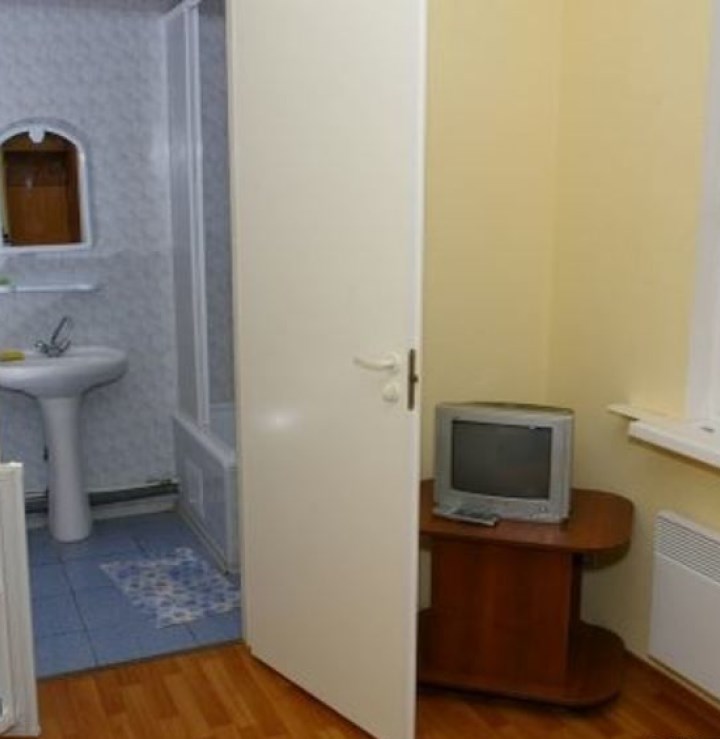 Гостиничный номер в коттедже № 5 (Двухместный) в Дон