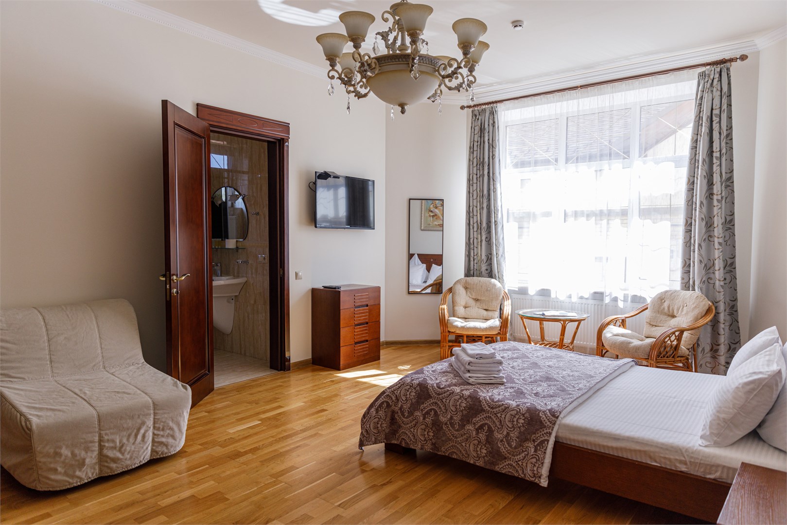 Полулюкс в AvroraSpaHotel