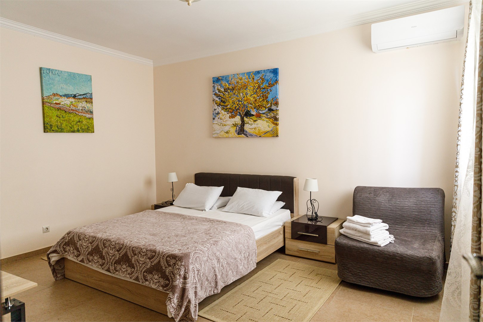 Стандарт ПЛЮС с отдельным входом в AvroraSpaHotel