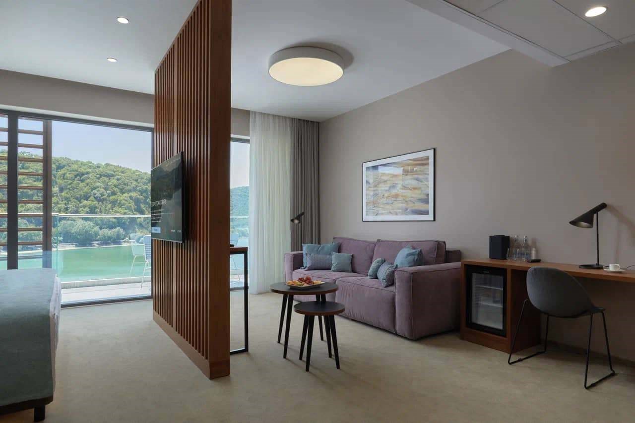 Джуниор сюит+ в Abrau light resort&SPA