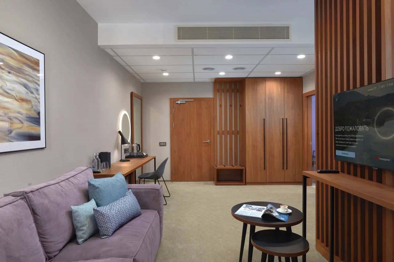 Джуниор сюит+ в Abrau light resort&SPA