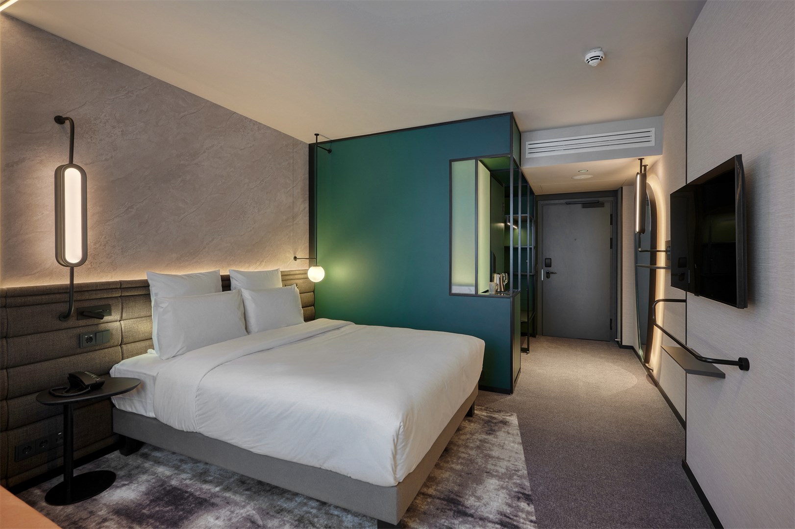 Стандарт с двуспальной кроватью в Azimut Сити