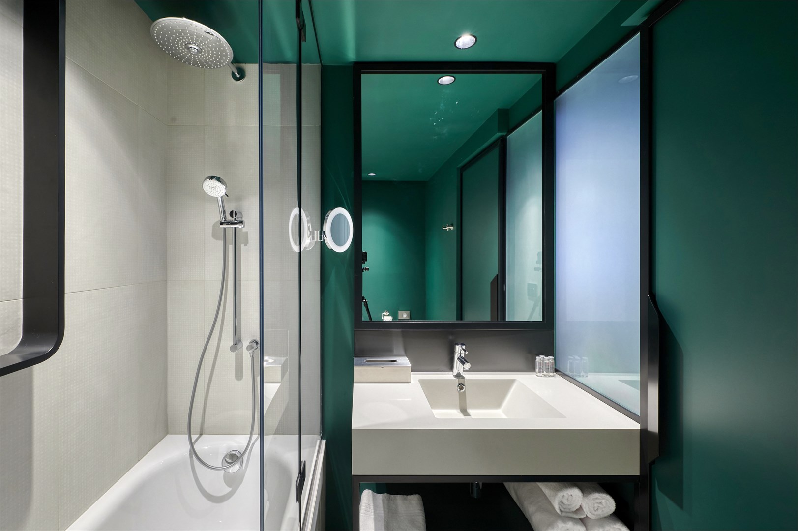 Стандарт с двумя раздельными кроватями в Azimut Сити