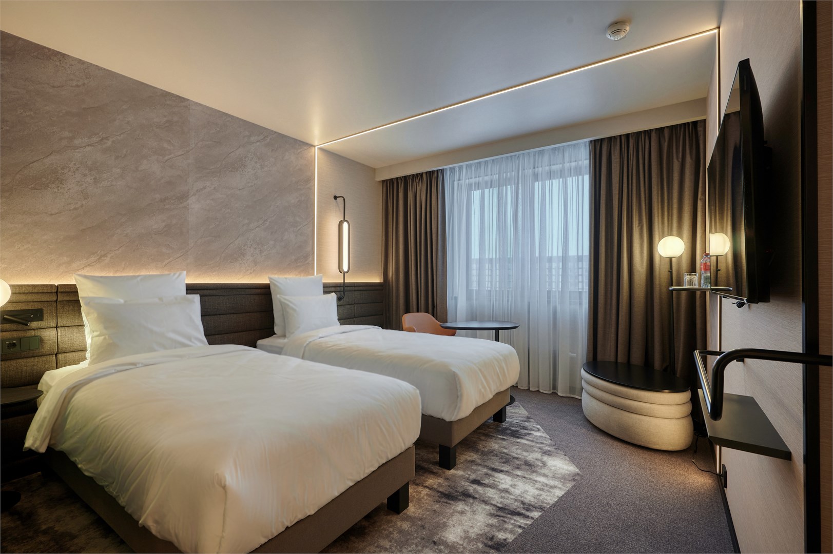 Стандарт с двумя раздельными кроватями в Azimut Сити