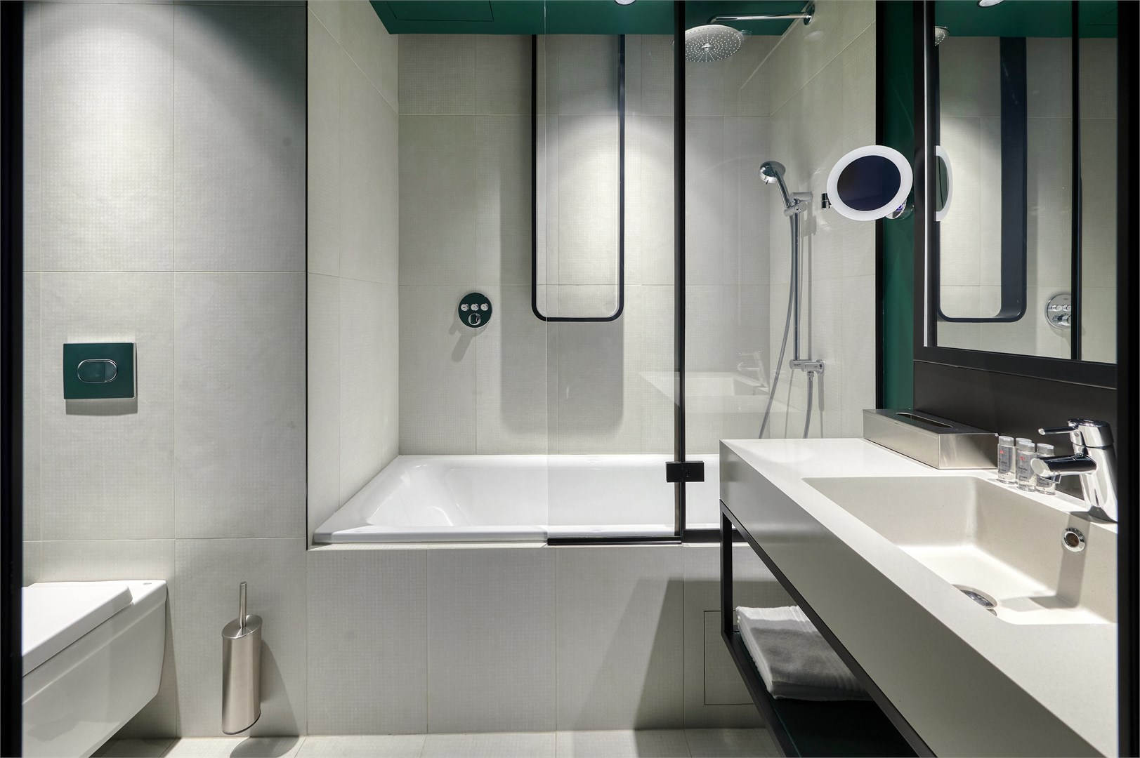 Стандарт с двумя раздельными кроватями в Azimut Сити