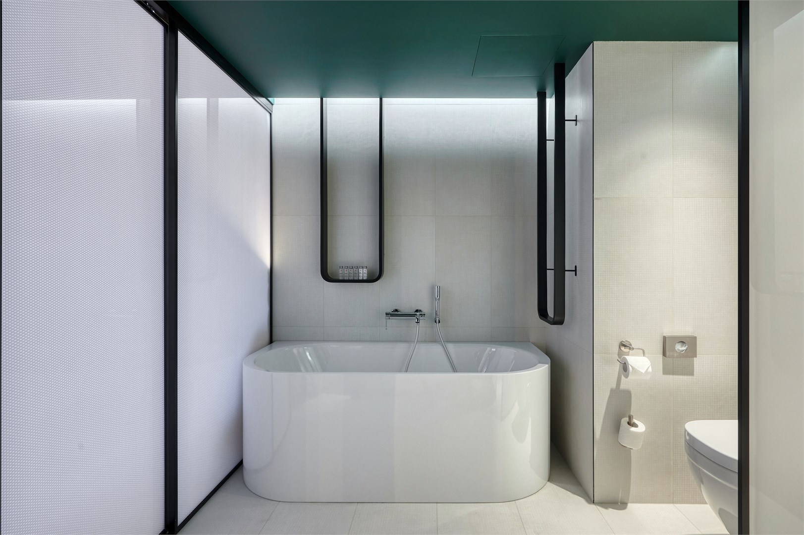 Люкс в Azimut Сити