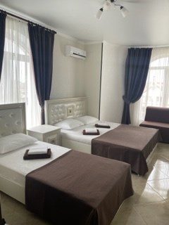 Фотография Улучшенный 4-местный без балкона (с эркером)