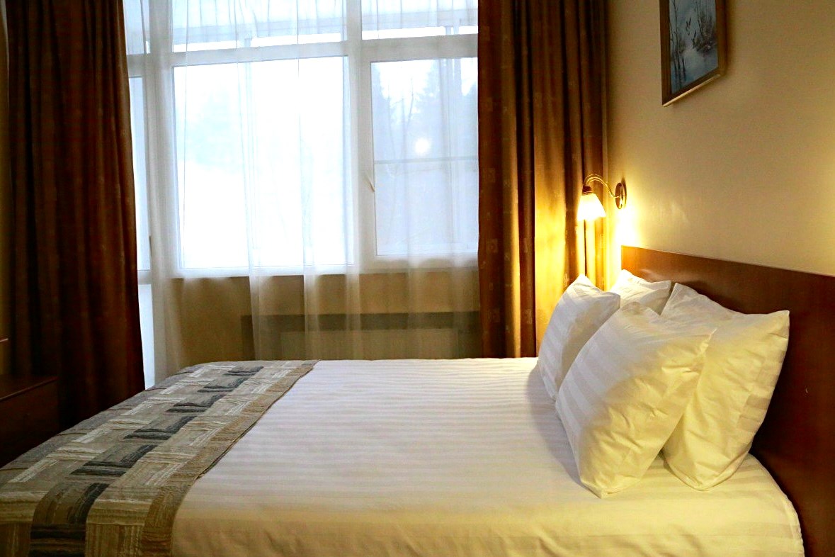 Полулюкс / 2 корпус "Урал" в Десна