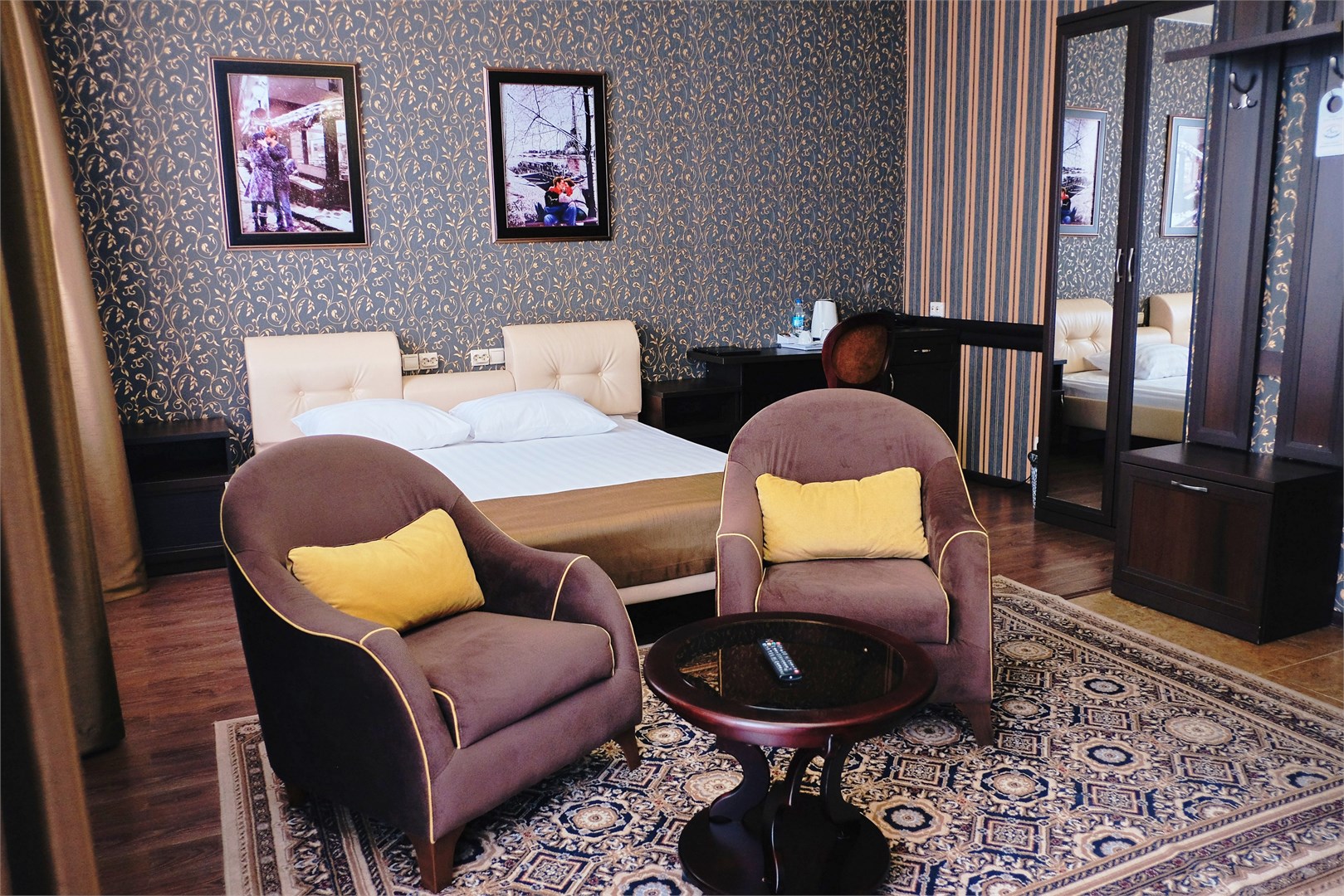 Полу люкс (кровать 160) в Амур