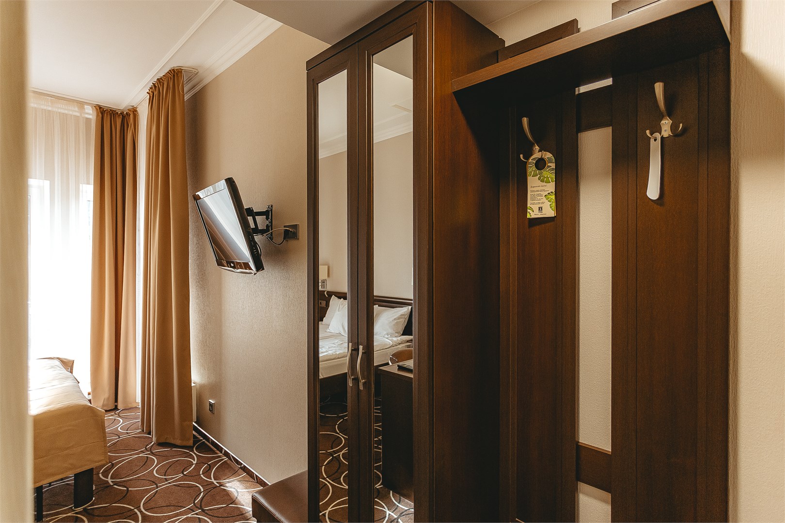 Двухместный номер с балконом, с видом во двор в Априори