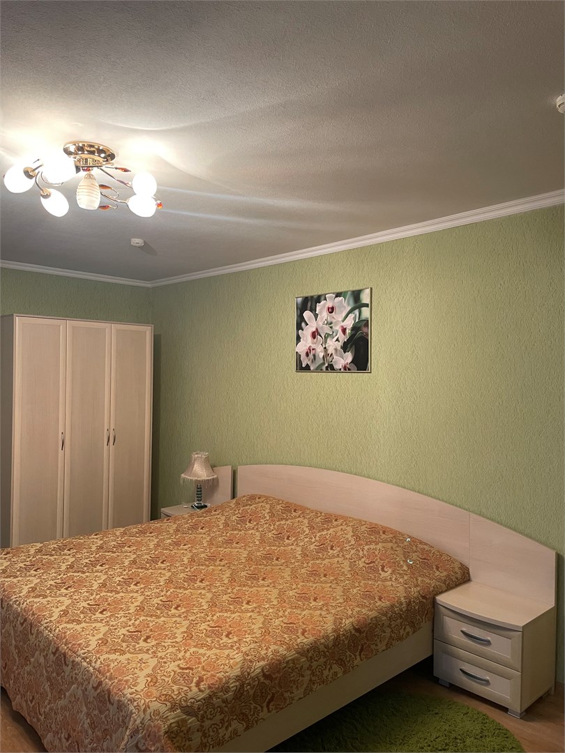 Deluxe Suite , гостиная +спальня в Дом иностранных специалистов