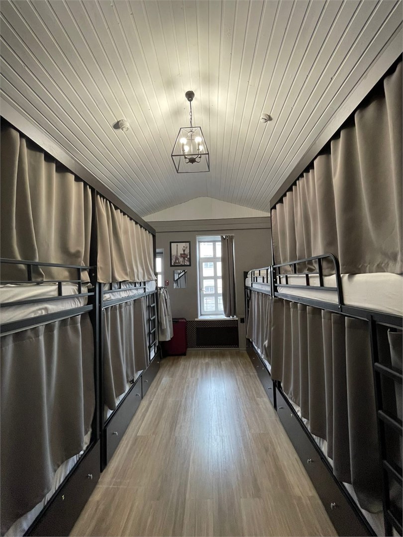 8-ми местный женский номер в Христал