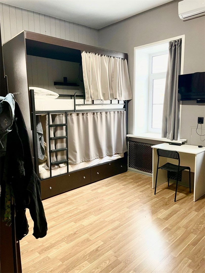 6-ми местный женский номер в Христал