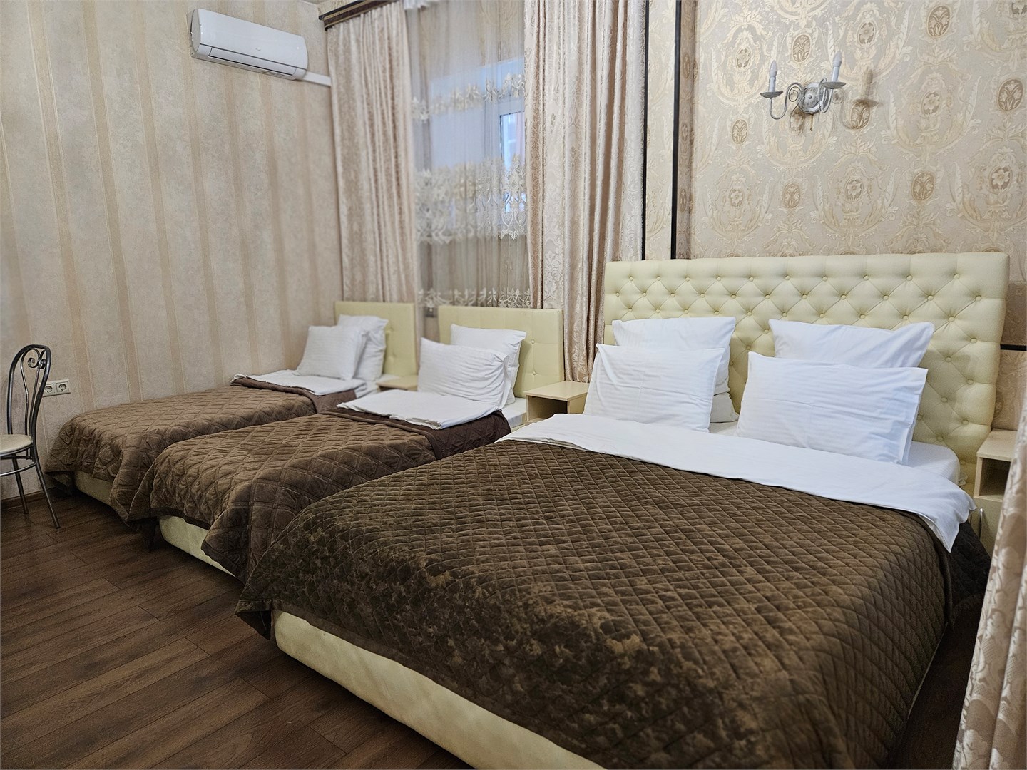 Семейный люкс в Buta